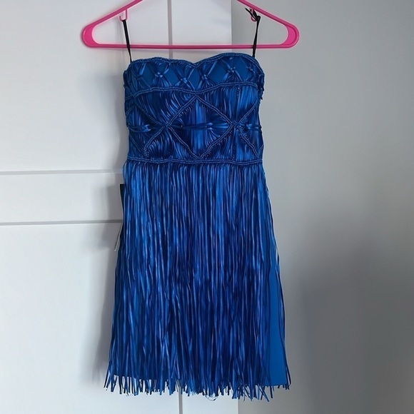 NWT Bebe Strapless Fringe Mini Dress Size 0 - Picture 5 of 6